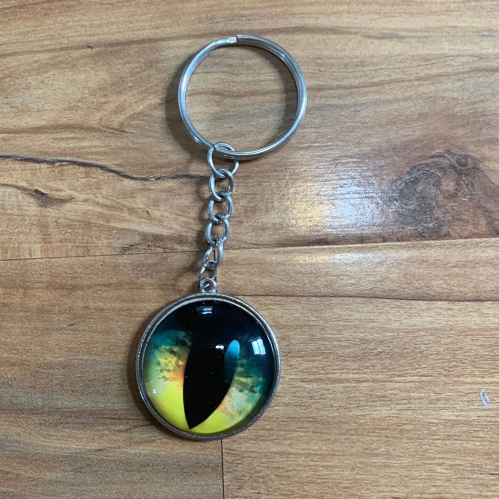 Cat Eye Keychain